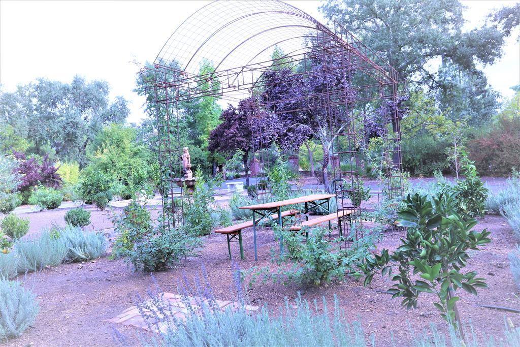 Napa Farmhouse Inn St. Helena Exterior photo