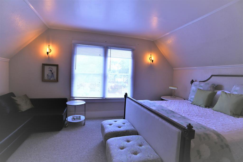 Napa Farmhouse Inn St. Helena Exterior photo
